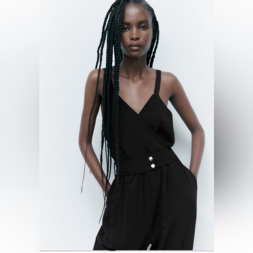 Zara cuffed ankle jumpsuit. Size medium. Black. EUC. - Picture 3 of 9